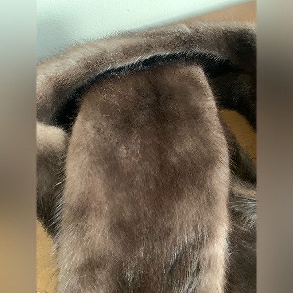 REAL MINK-Luxurious Brown Fur Scarf - Picture 3 of 5